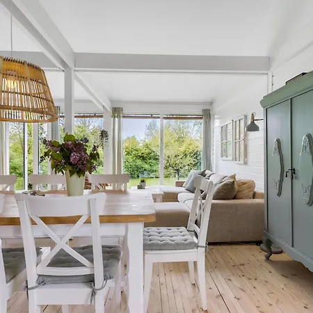 Holiday home Stunning In With Wifi